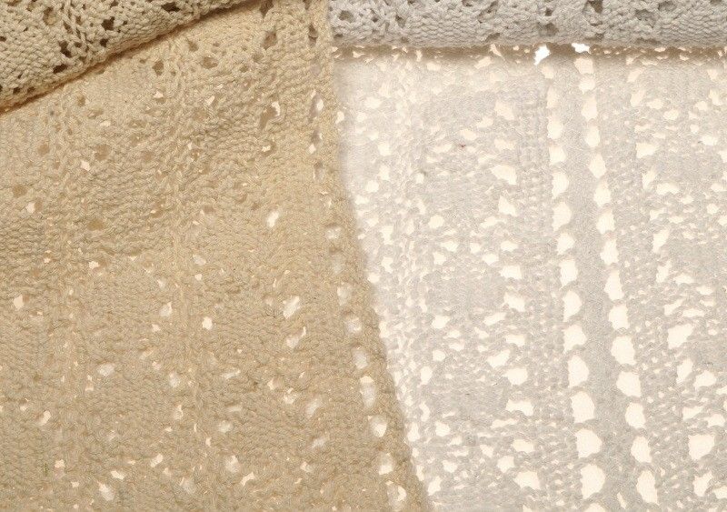 Bieżnik koronkowy - ekri