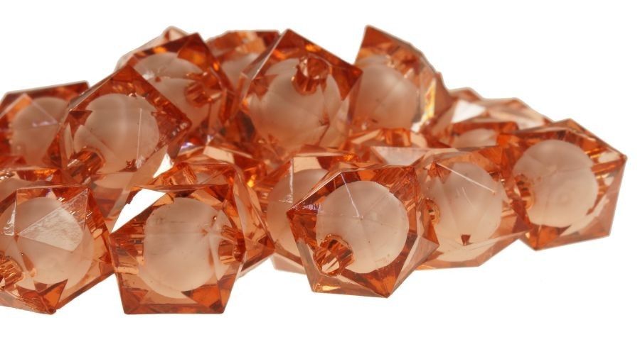 Diamenty akrylowe z otworem