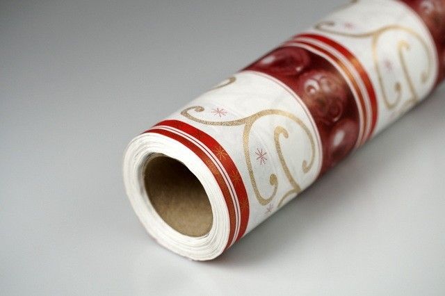 Papier dekoracyjny świąteczny 25 cm x 20 m - S09